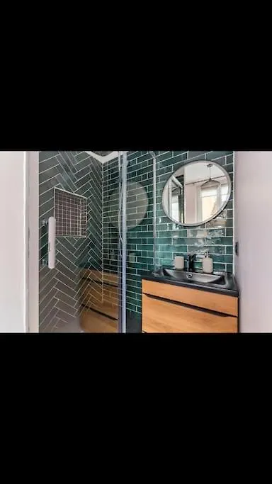Appartement Totalement Renove 4 Couchage Proche Lyon 울랑 아파트