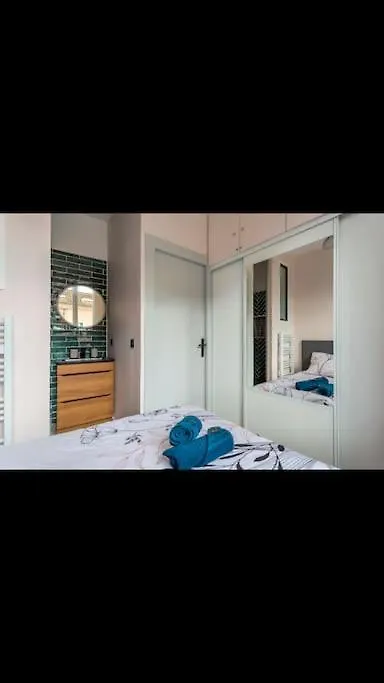 Appartement Totalement Renove 4 Couchage Proche Lyon 울랑